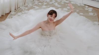 《下一站,幸福》女星被求婚! 李京恬證實老公1.07克拉鑽戒套牢