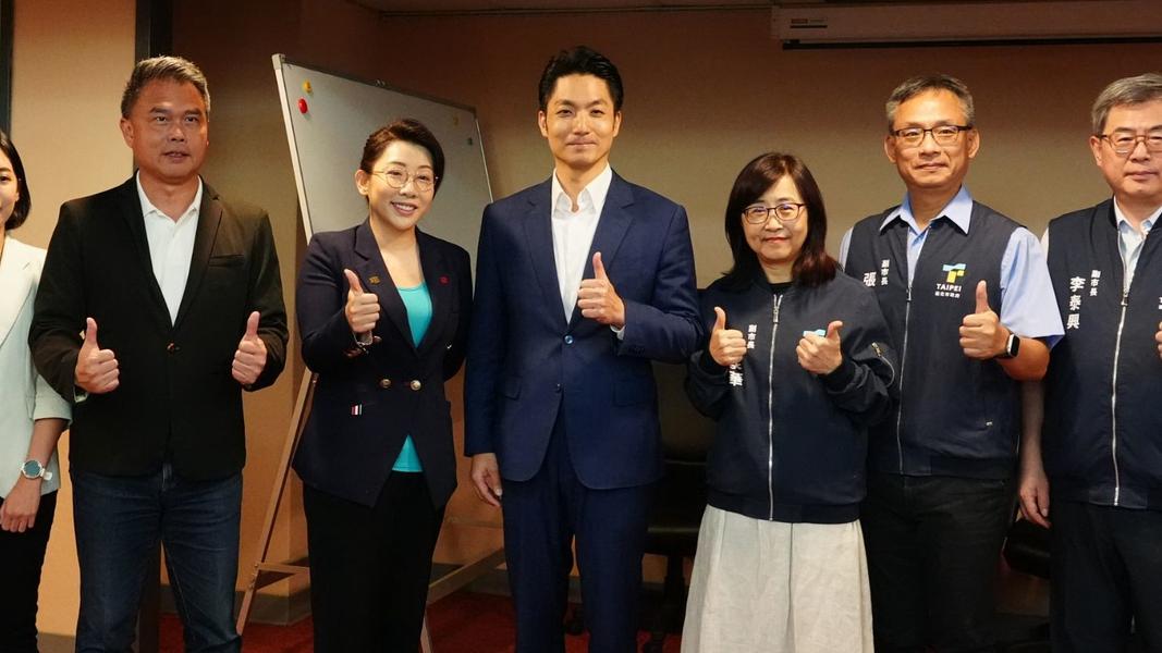 藍白合暗潮洶湧?藍議員憂蔣萬安替白造勢 衝擊國民黨席次