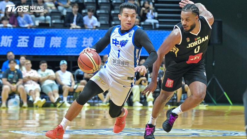 瓊斯盃/白曜誠死守獲讚!高國豪20分定江山 助中華白退約旦收2連勝