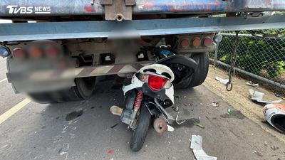 苗栗死亡車禍!騎士詭撞路肩砂石車頭顱變形「耳鼻爆血」慘死