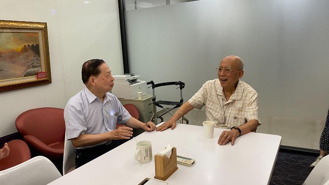 肝基會董事長許金川教授接待吳伯雄。(圖/肝基會提供)