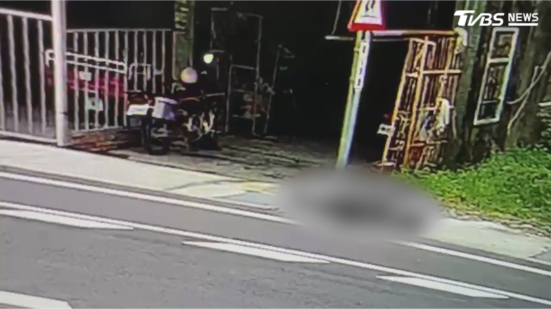 婚姻遭好友破壞兩次！29歲男持刀砍人　對方失血過多倒臥街頭不治（圖／TVBS）