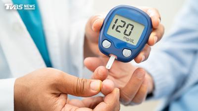 糖尿病恐成「癌細胞肥料」 醫教糖友防癌5招:快樂、睡飽都重要