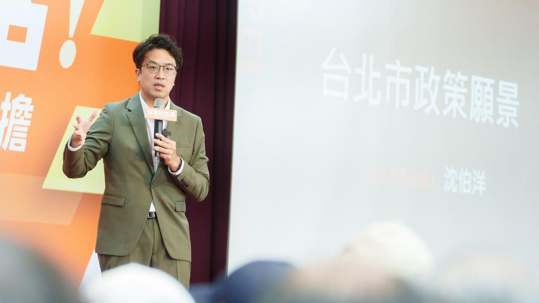 沈伯洋的基層知名度尚未打開。(圖/民進黨提供)