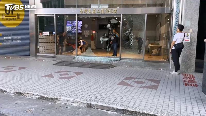 台中商辦遭轟13槍!槍手收押 警擴線再逮5共犯