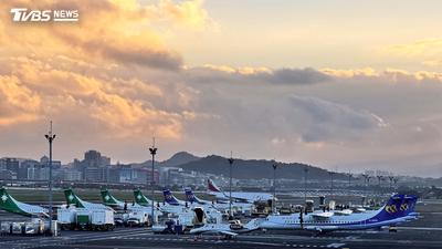 出國免驚!桃機北跑道11月歲修 營運起降照常