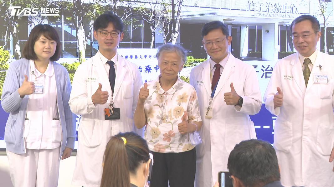 12年前化療如噩夢!76歲癌嬤拒治療 「這療法」讓她改觀(圖/TVBS)