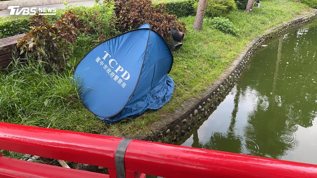 快訊/台中古蹟湖心亭墜湖 女被撈起明顯死亡