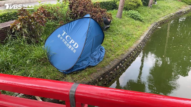 快訊/台中古蹟湖心亭墜湖 女被撈起明顯死亡
