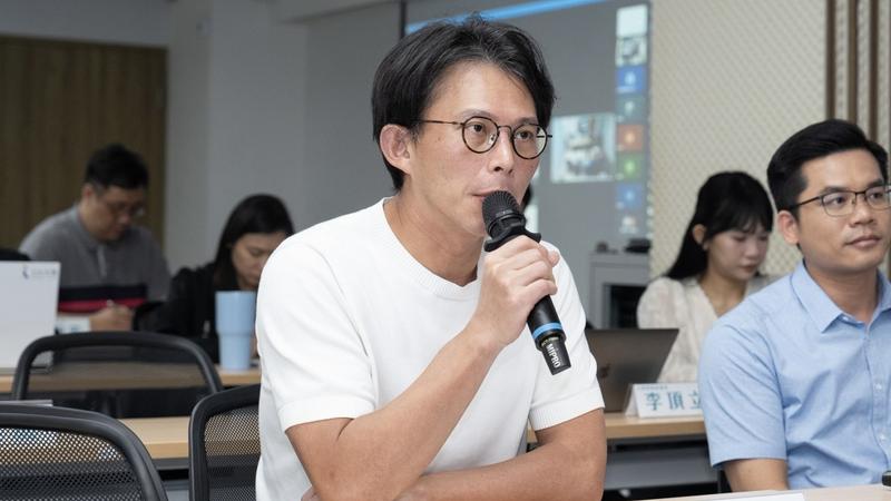 卓榮泰嗆韓沒讀憲法!黃國昌開砲:把113位立委當猴子耍