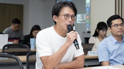 卓榮泰嘆預算被刪勘災「只能打電話」 黃國昌:輔選就有錢有閒