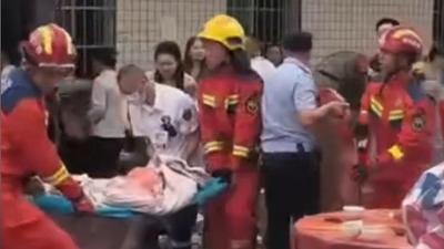 四川升學宴變悲劇!雨棚積水竟「拉垮女兒牆」 賓客5死17傷