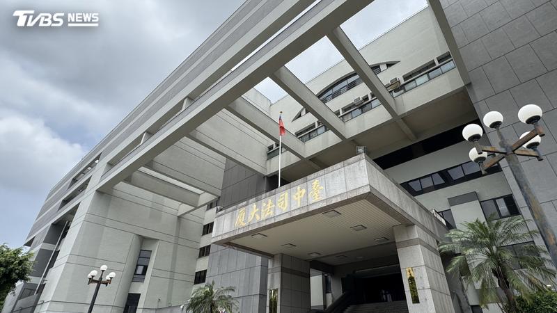 拘禁女兒1年活活餓死!冷血虎媽噴芳香劑掩蓋 延押2個月