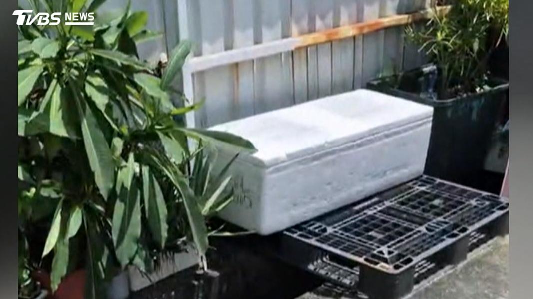 女移工坦承自己在凌晨5點多剛產下嬰兒,並請台灣籍的魚販男友將嬰兒帶走,棄置於永康區的菜市場。(圖/TVBS)