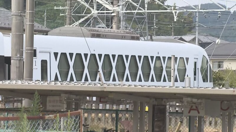 日本重大鐵路事故!東武特急列車撞上除草工人 4人送醫不治