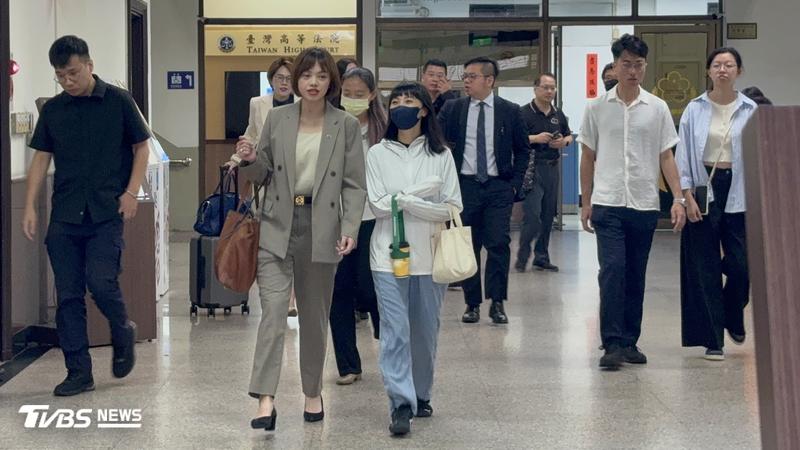 毒駕撞死三重警 遺孀心碎騙兒:爸爸去天上治療會回來