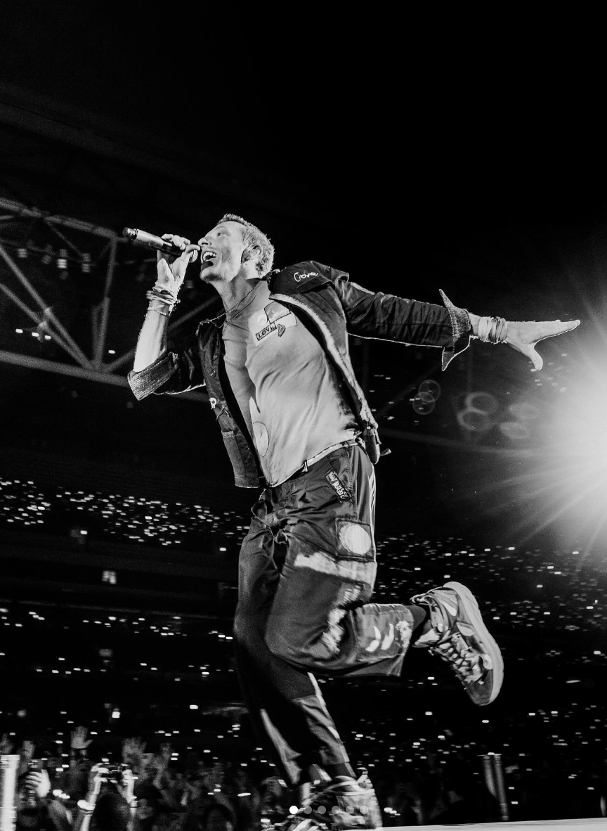英國天團Coldplay成為首個在啟德體育館舉辦售票演唱會的藝人。（圖／翻攝自IG）