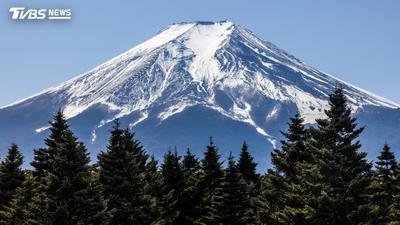 富士山丟包!7歲童被棄置海拔2500米 親爸竟要他:原地等我