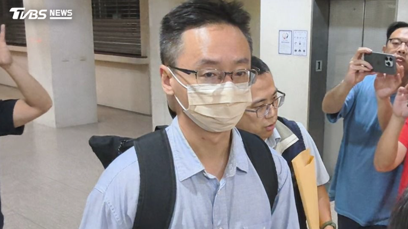 台北市調處中正站前組長劉錦勳涉圖利、洩密等罪遭求刑8年。(圖/TVBS)