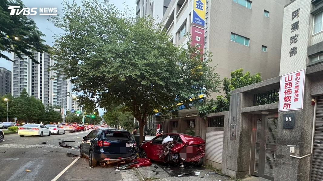 法拉利-北屯-車禍-超跑