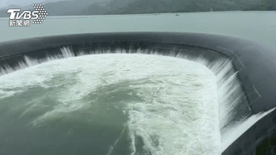 豪大雨狂炸台南!雨量突破250毫米 「這水庫」滿到自然溢流