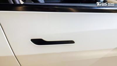 隱藏車門把手釀危機?特斯拉、小米等9車廠在中國被召回430萬輛