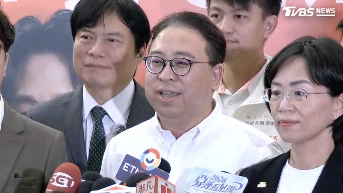 軍營被埋39座泳池廢棄物!他控涉案廠商「唯一政治獻金捐黃世杰」
