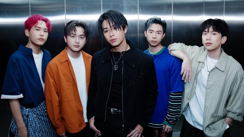 理想混蛋雞丁爆料開刀房聽高爾宣神曲 夢幻合體驚呼:他胸很大