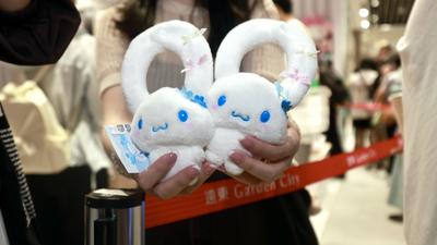 遠東Garden City開幕!20歲妹苦等4小時全為「這隻」 15分鐘秒殺