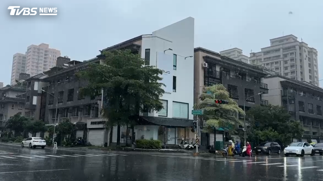 涉案公司登記地址竟是一家已在地營業多年的美髮店。(圖/TVBS)