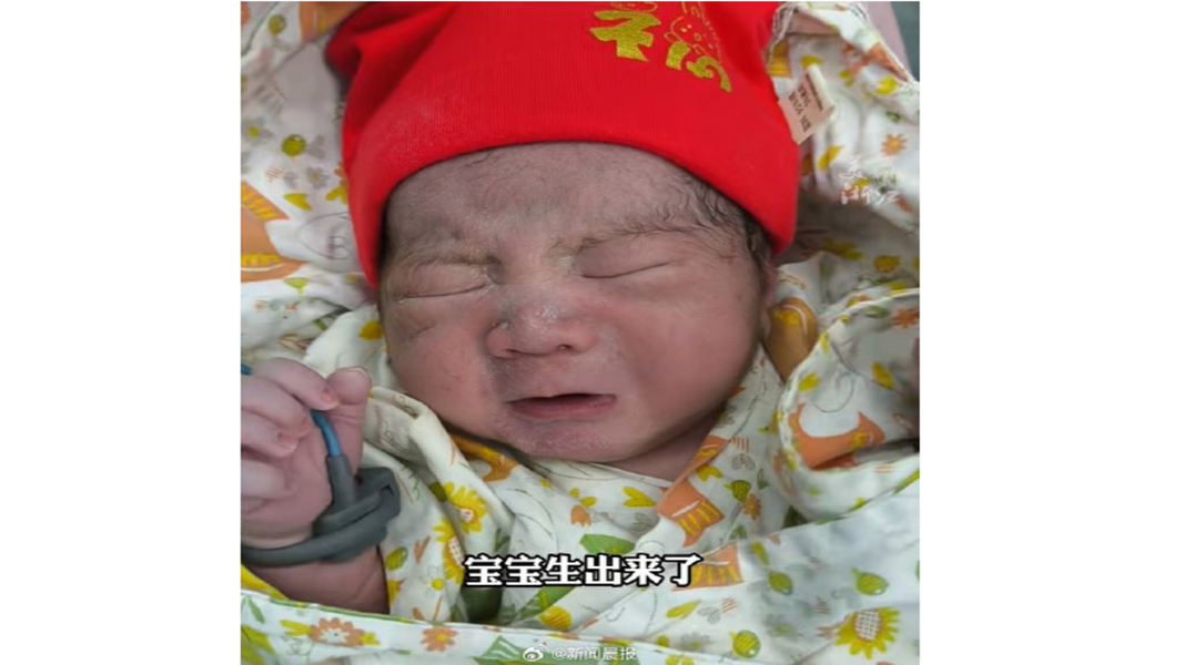 浙江義烏一名62歲孕婦,昨(21)日順利產下一名3千公克重的男嬰。(圖/翻攝自陸媒中華網)