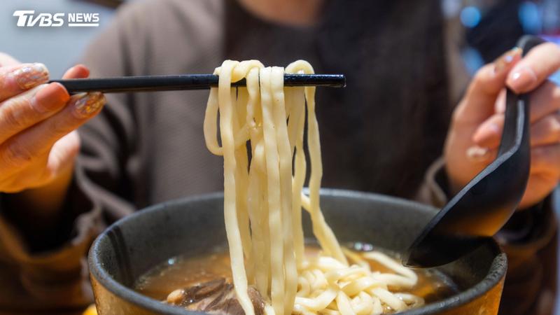 外送平台最新數據,今年全台麵食訂單已經送破2000萬份。(圖/Shutterstock達志影像)