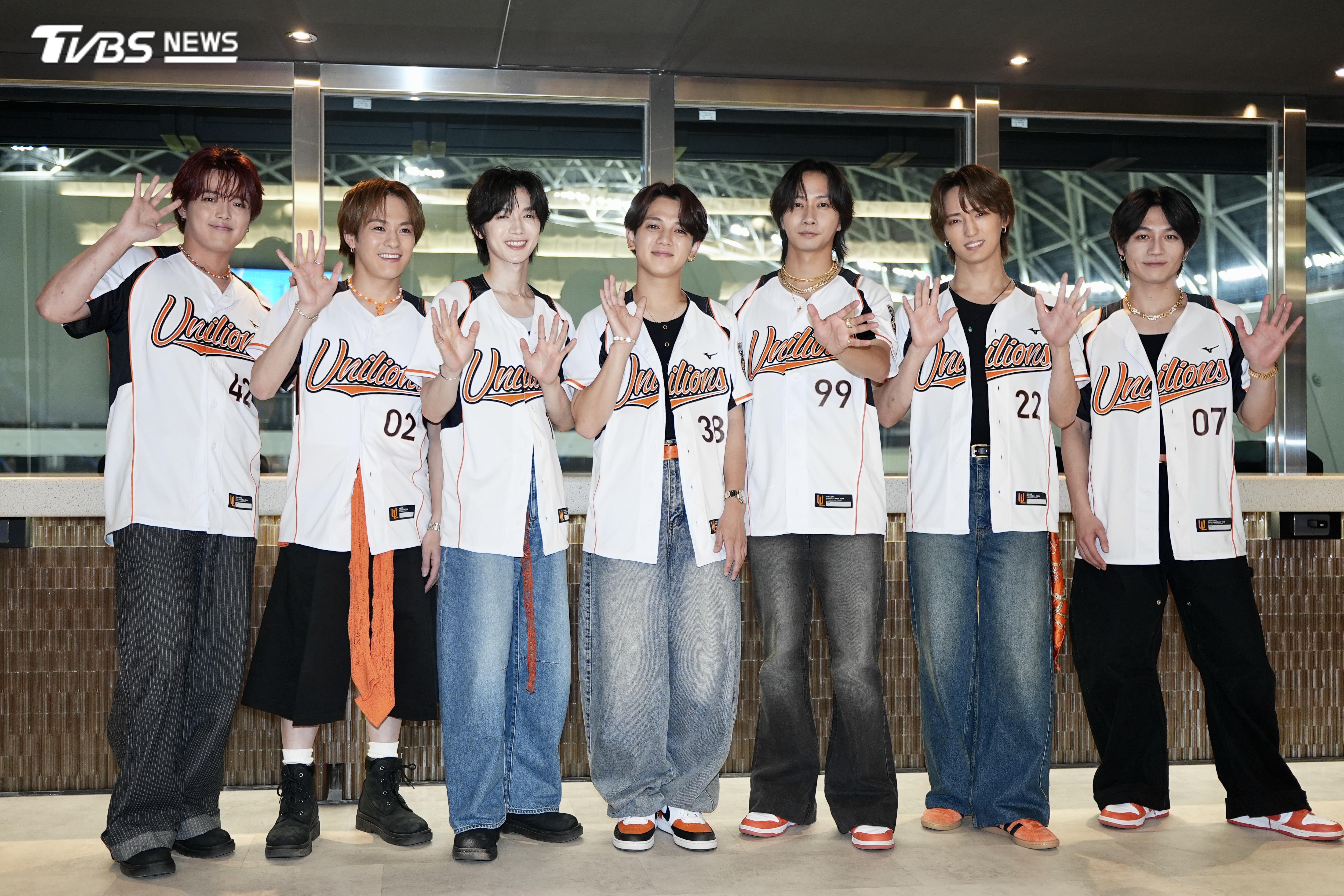 左起吉澤閑也、松倉海斗、七五三掛龍也、宮近海斗、中村海人、川島如惠留跟松田元太。(圖/張哲鳴攝)