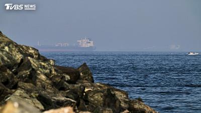 伊朗議會通過草案條款 擬對航經荷姆茲海峽船隻收費
