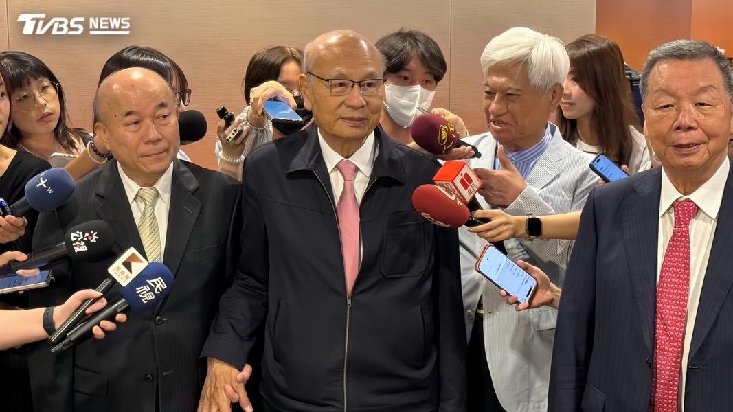 工總理事長潘俊榮(中)。(圖/謝佩穎攝)