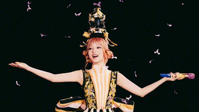 張韶涵唱一半中斷演出!吸氧認「心臟負荷不了」 淚崩道歉