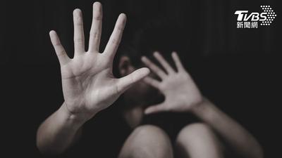 假按摩真猥褻!攀岩教練強摸女學員胸部噁喊「幫妳調內衣」判刑