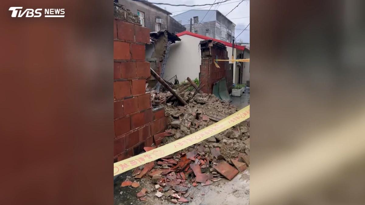 高雄連日暴雨 紅磚屋倒塌 道路驚見裂縫