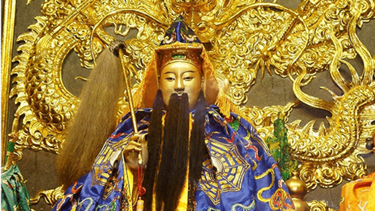 指南宮大火/凌霄寶殿燒光!命理師揭「火煞」 神像修復前先做這事