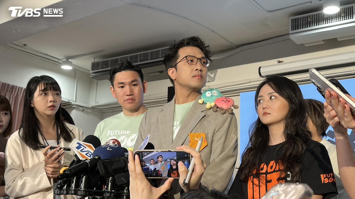 來辯論啊!沈伯洋再叫戰蔣萬安:北市天價陽傘疑點重重