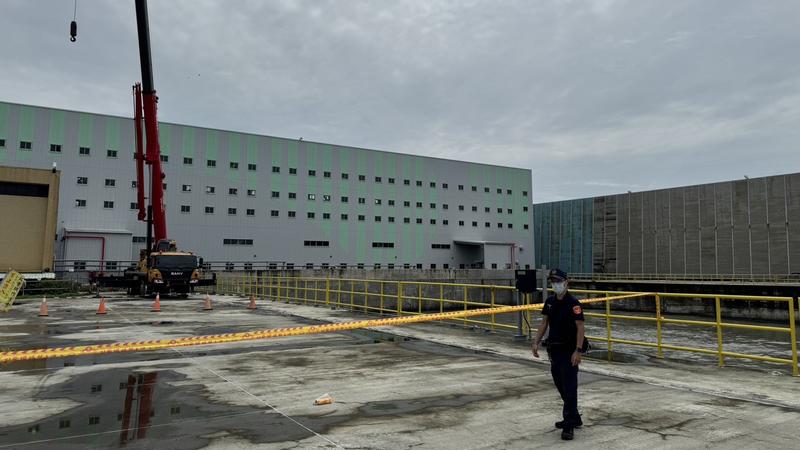 快訊/興達電廠員工巡進水口驚見浮屍 風浪太大海上漂兩天撈上岸