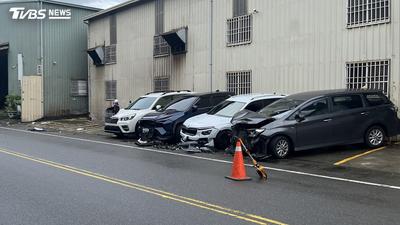 又是毒駕!台中男連環撞 4車「下巴全掉」超慘畫面曝