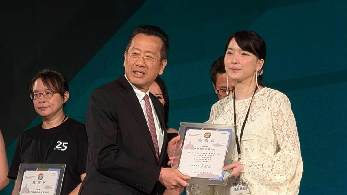 陳匡怡現身敬軍活動 呼籲:不該只是口號
