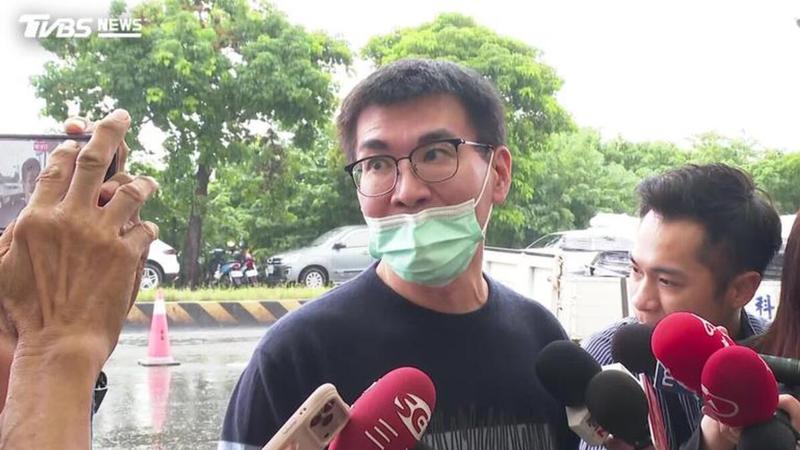 許芊芊遭質疑「怎麼不辭職?」 媒體人嘆:先問趙建銘怎不閉嘴