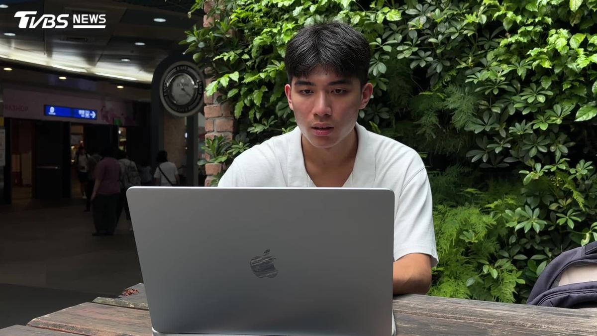 台股夯! 22歲男大生教看「法人動向」程式靠AI寫