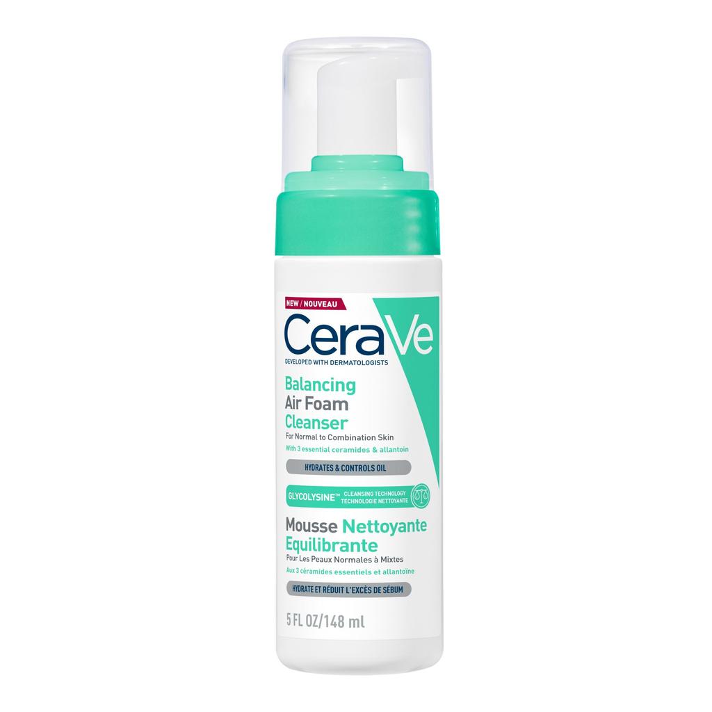 CeraVe「油水雙衡修護潔顏慕絲」針對混合與敏弱膚質研發,主打油水雙衡概念,兼顧清潔與保濕需求。(圖/翻攝自寶雅線上買)