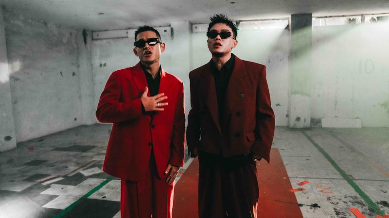 嘻哈男星夜遊公墓突見「一雙小腿」!嚇喊趕快躲起來 恐怖結局曝光
