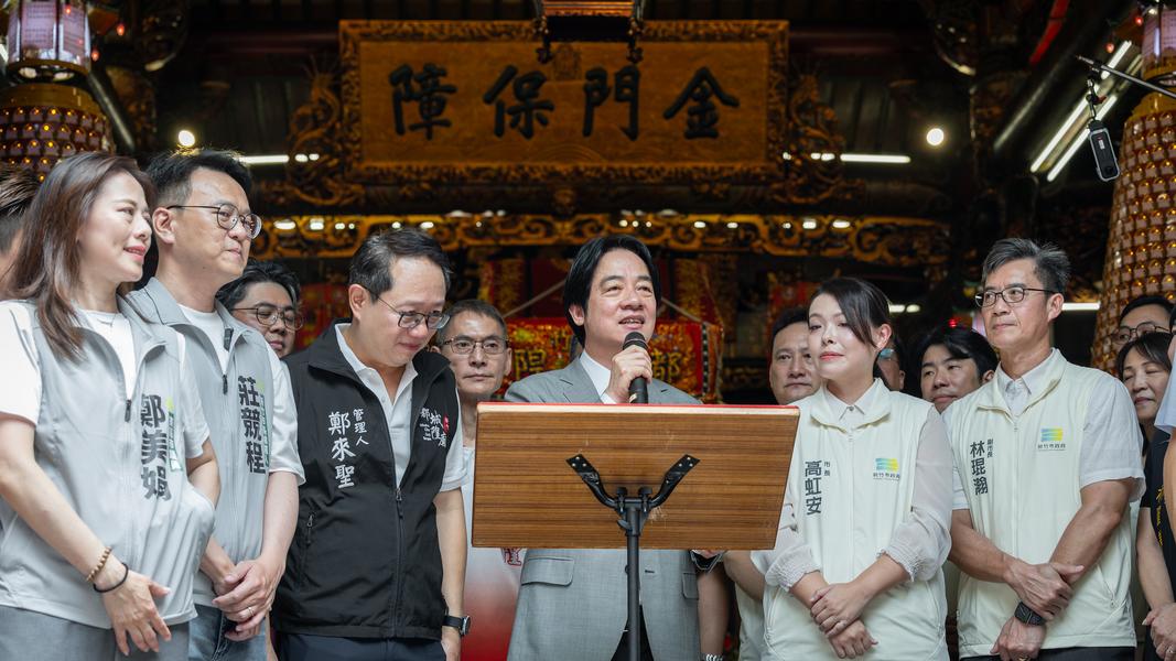 賴清德與高虹安、莊競程同框。(圖/總統府提供)