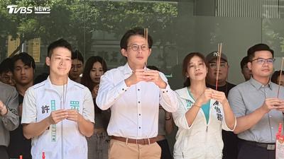 竹北選戰藍白合破局?藍營吳旭智已領表 黃國昌:邱臣遠照常登記