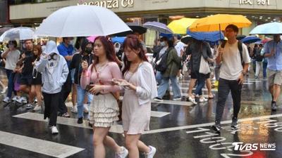 天氣/降雨還沒完!專家示警「恐有新擾動發展」:可能落在台附近